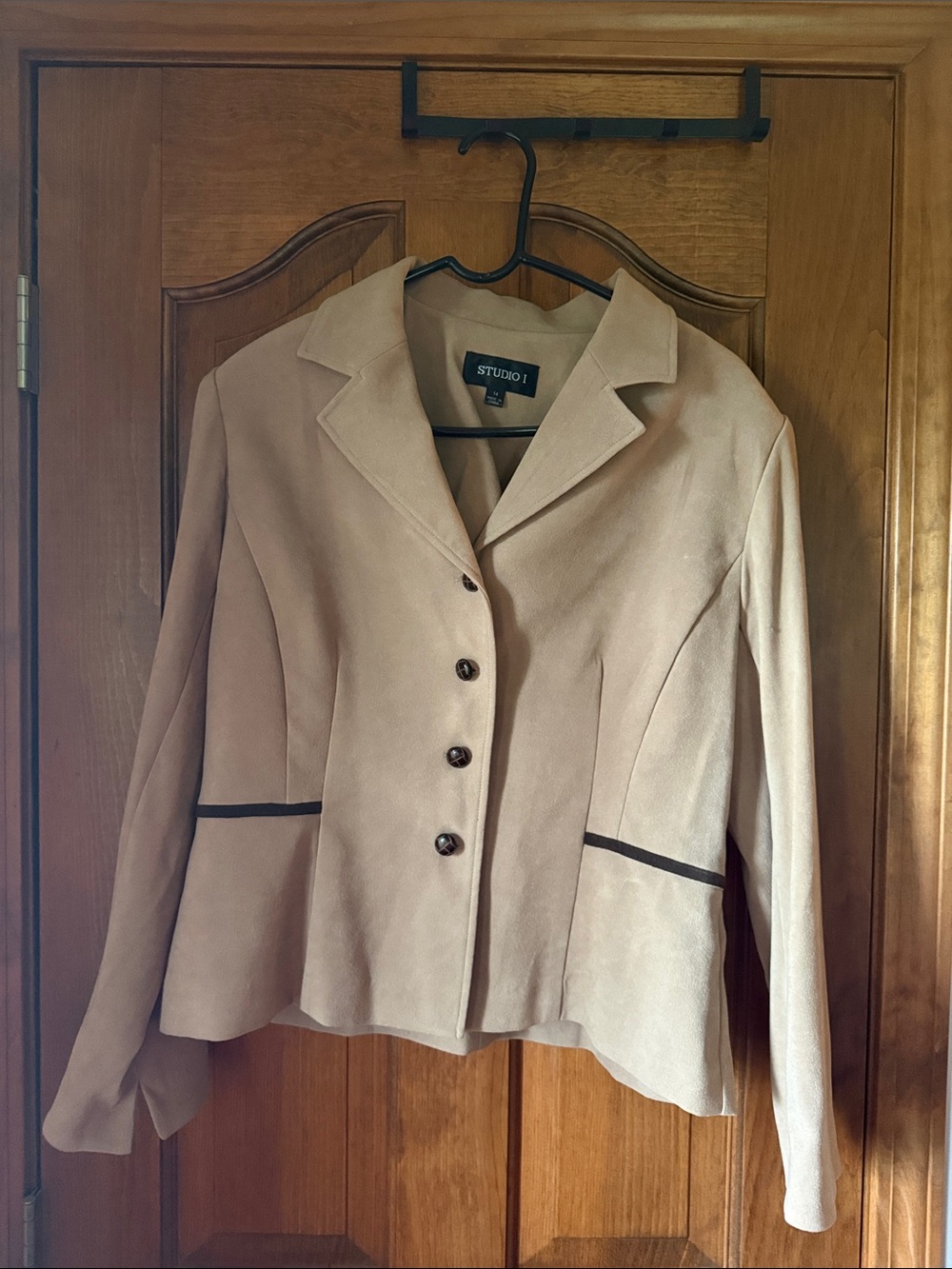 Studio 17 Tan Blazer with Black Piping